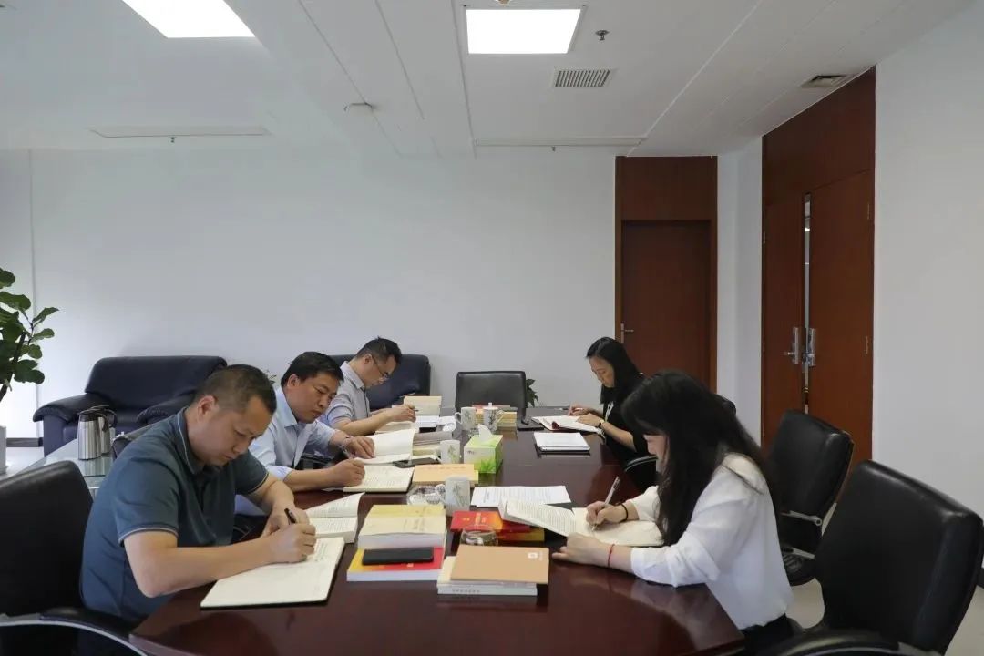 bc0f5319-f4b5-4dbc-bfa1-f52b5233b147 bc0f5319-f4b5-4dbc-bfa1-f52b5233b147